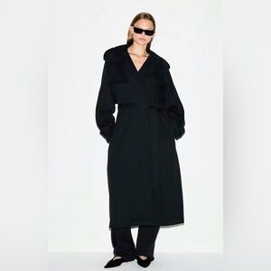 SKIMS Boyfriend Fleece Trench Coat Black Onyx Size M NWT